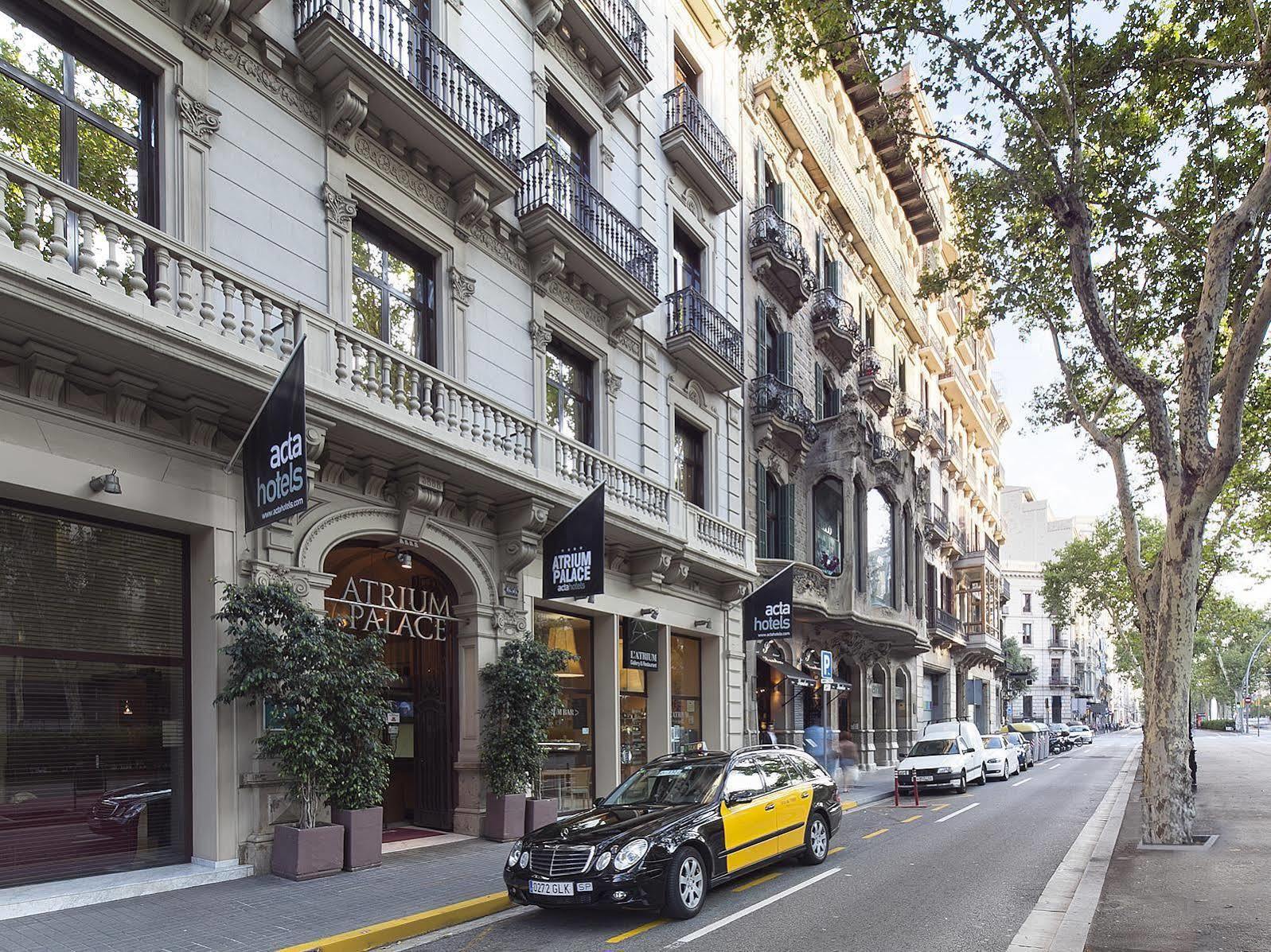 Acta Atrium Palace Hotel Barcelona Exterior photo